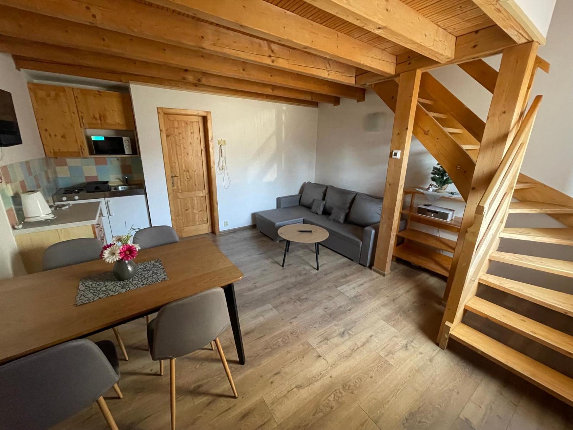 Aquarelax Liptov Tatralandia Apartment ลิฟตอฟสกีมิคูลาช ภายนอก รูปภาพ